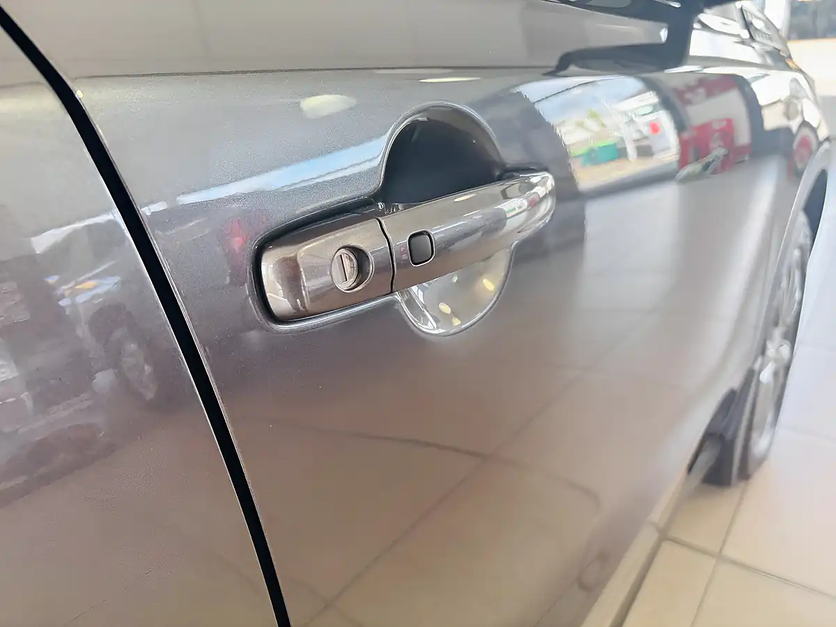 Used 2026 Suzuki Vitara Motion Grey - Interior and Exterior details 7