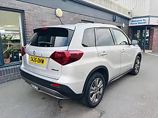 Used 2026 Suzuki Vitara Motion Silver - Interior and Exterior details 4