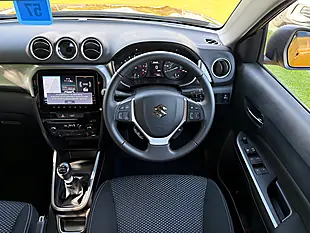 Used 2026 Suzuki Vitara Motion Yellow - Interior and Exterior details 10