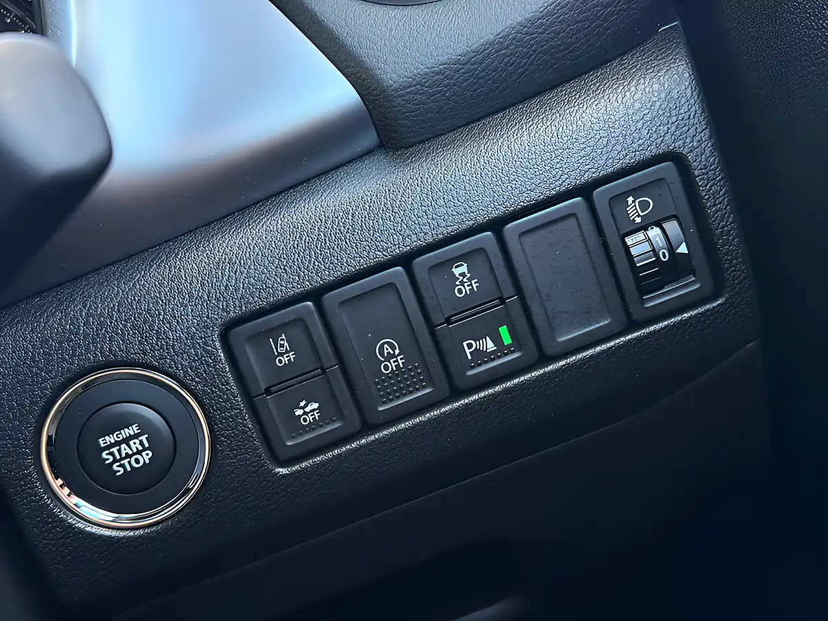 Used 2026 Suzuki Vitara Motion Yellow - Interior and Exterior details 18