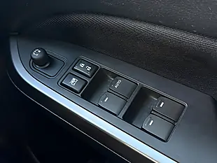 Used 2026 Suzuki Vitara Motion Yellow - Interior and Exterior details 19