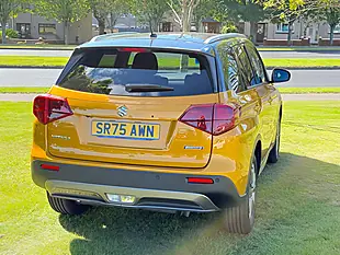 Used 2026 Suzuki Vitara Motion Yellow - Interior and Exterior details 5