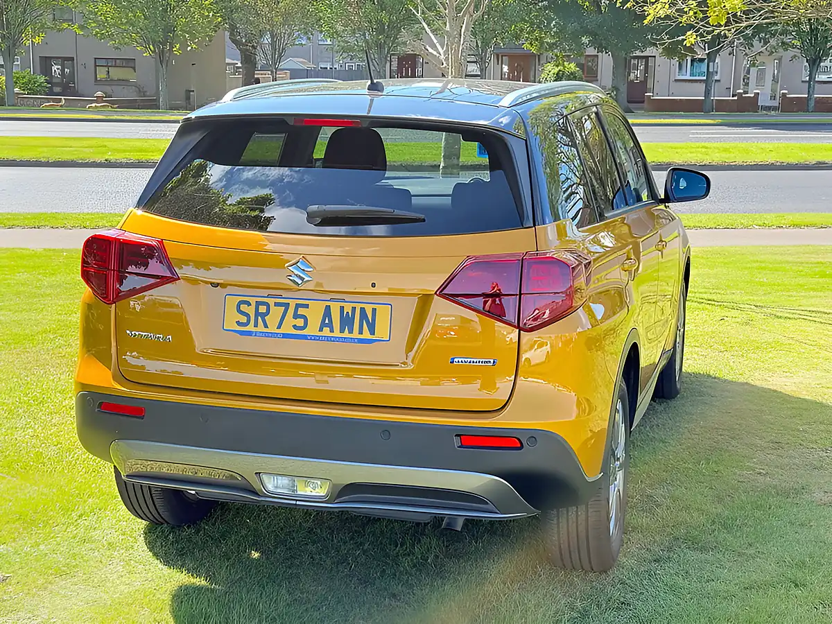 Used 2026 Suzuki Vitara Motion Yellow - Interior and Exterior details 5