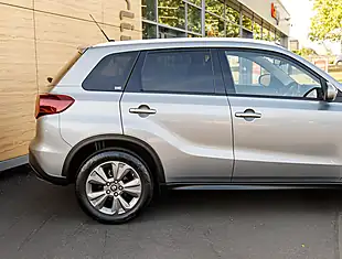 Used 2026 Suzuki Vitara Sz-T Grey - Interior and Exterior details 7