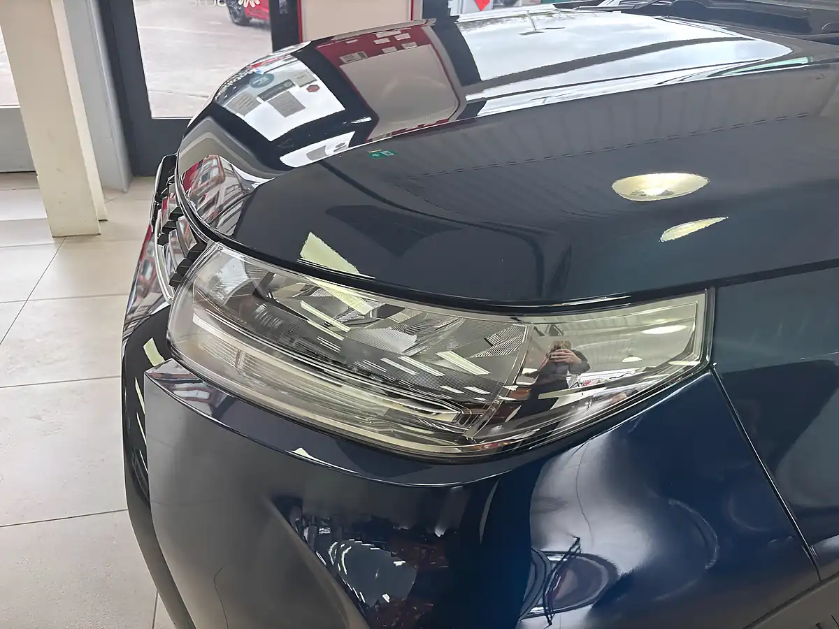 Used 2026 Suzuki Vitara Ultra Blue - Interior and Exterior details 10