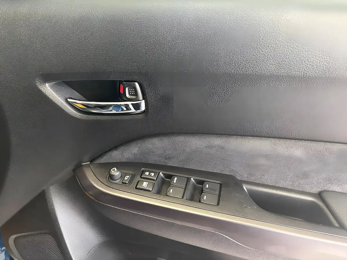 Used 2026 Suzuki Vitara Ultra Blue - Interior and Exterior details 15