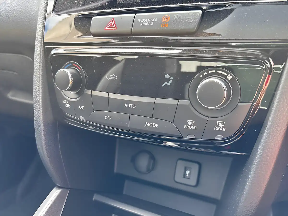 Used 2026 Suzuki Vitara Ultra Red - Interior and Exterior details 14