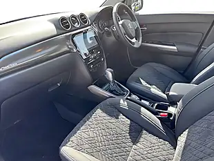 Used 2026 Suzuki Vitara Ultra Silver - Interior and Exterior details 12