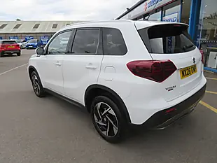 Used 2026 Suzuki Vitara Ultra White - Interior and Exterior details 10