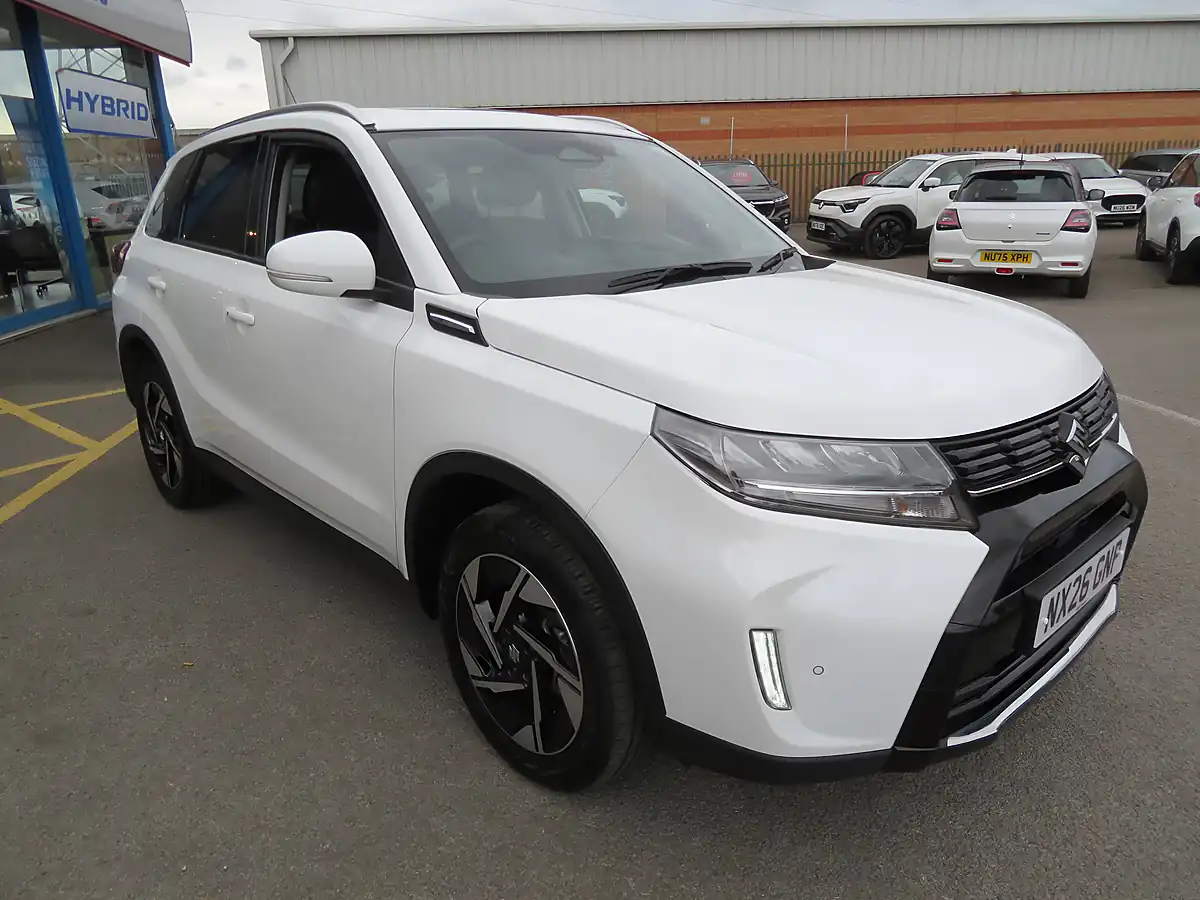 Used 2026 Suzuki Vitara Ultra White - Interior and Exterior details 4