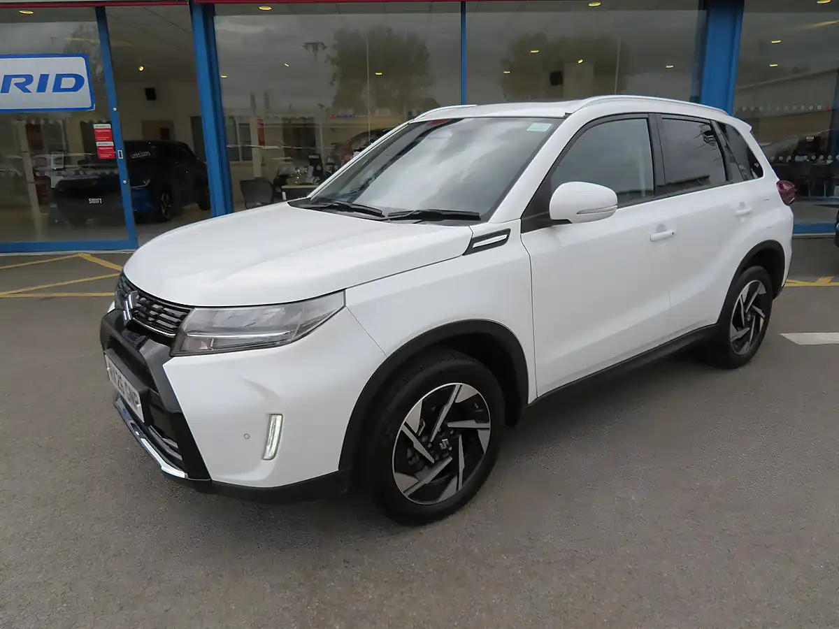 Used 2026 Suzuki Vitara Ultra White - Interior and Exterior details 5