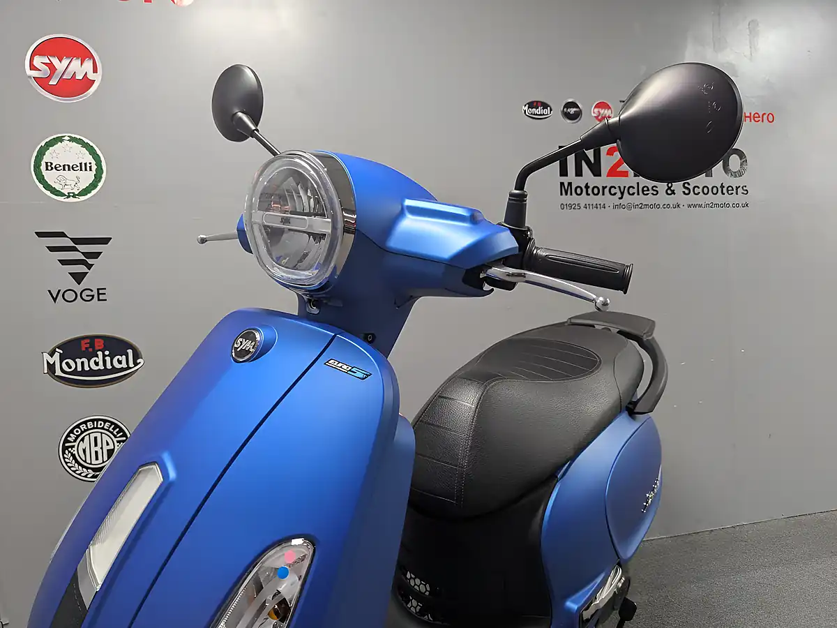Used 2026 Sym Fiddle Ex Display Blue/Black - Interior and Exterior details 12