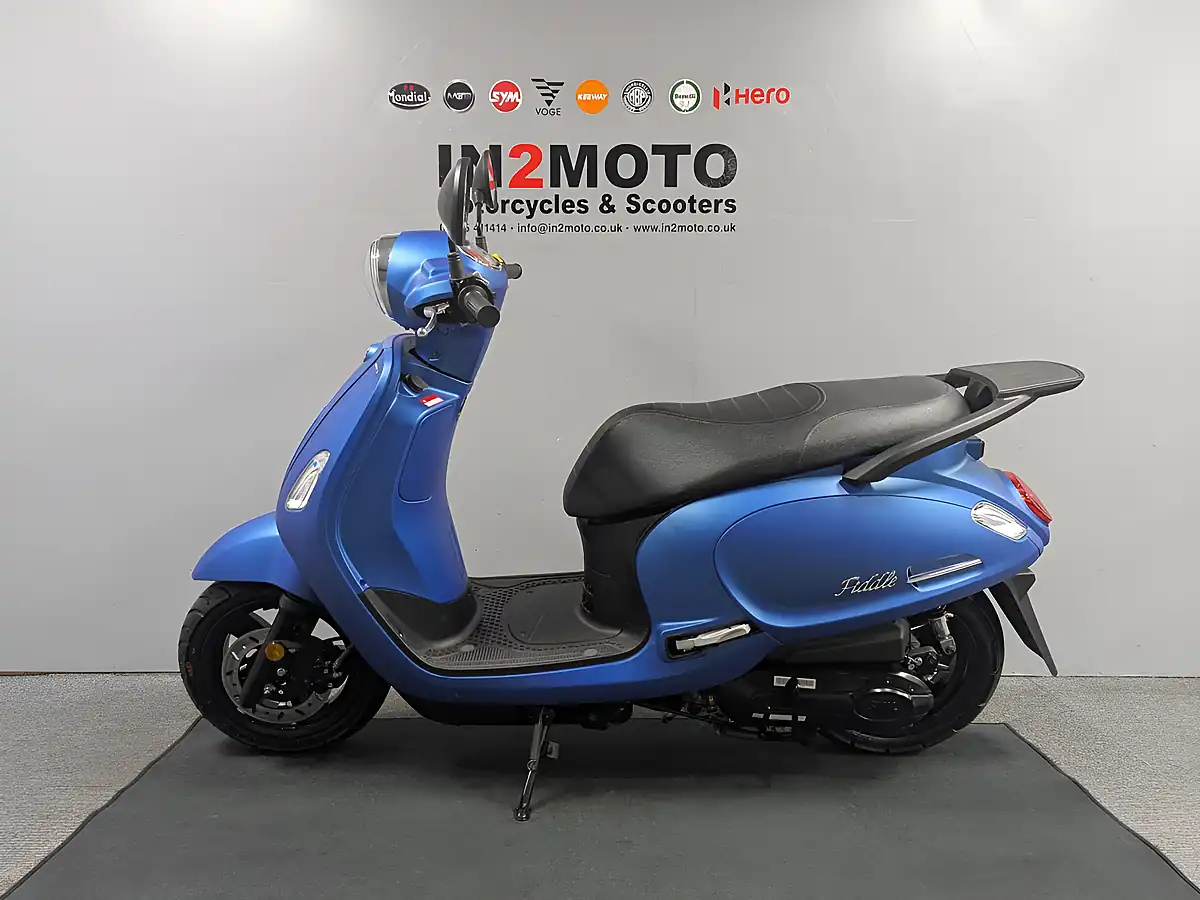 Used 2026 Sym Fiddle Ex Display Blue/Black - Interior and Exterior details 9