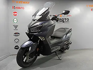 Used 2026 Sym Joymax Z+ Ex Display Black - Interior and Exterior details 11