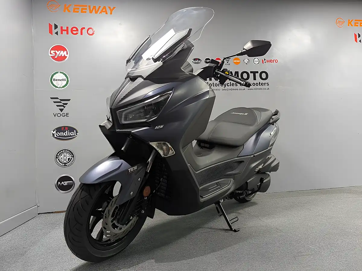 Used 2026 Sym Joymax Z+ Ex Display Black - Interior and Exterior details 11