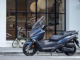 Used 2026 Sym Joymax Z+ White - Interior and Exterior details 2