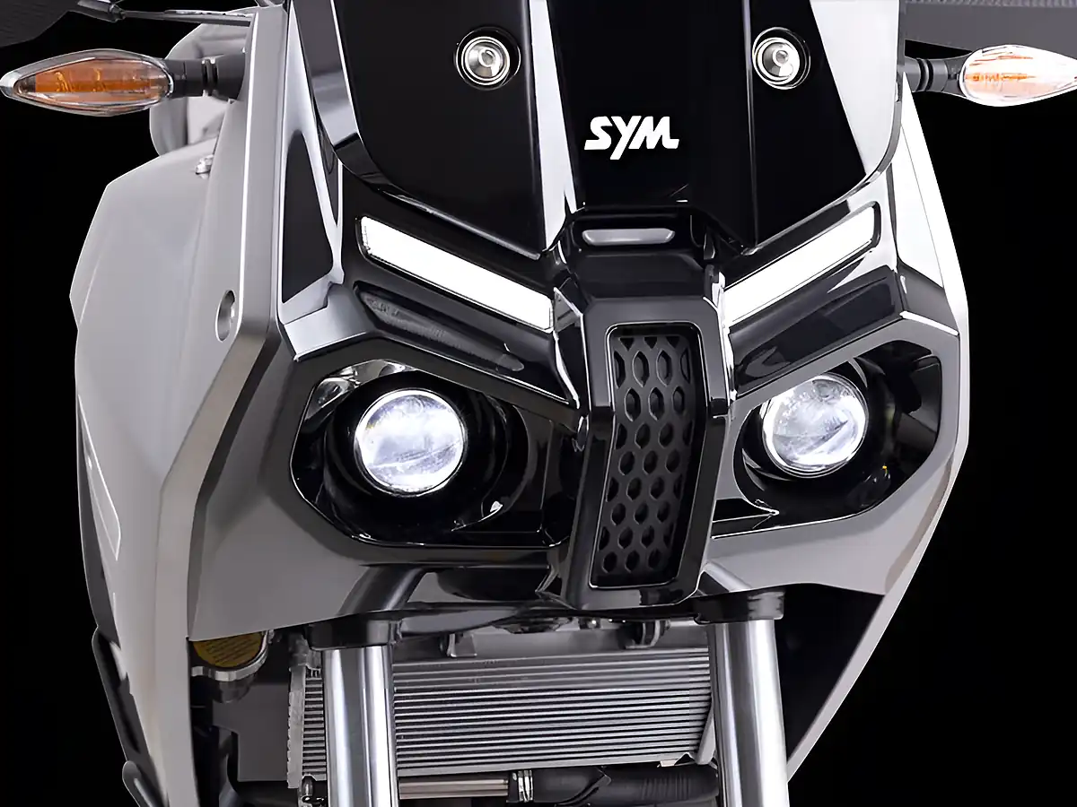Used 2026 Sym Nhr Adventure Silver - Interior and Exterior details 11