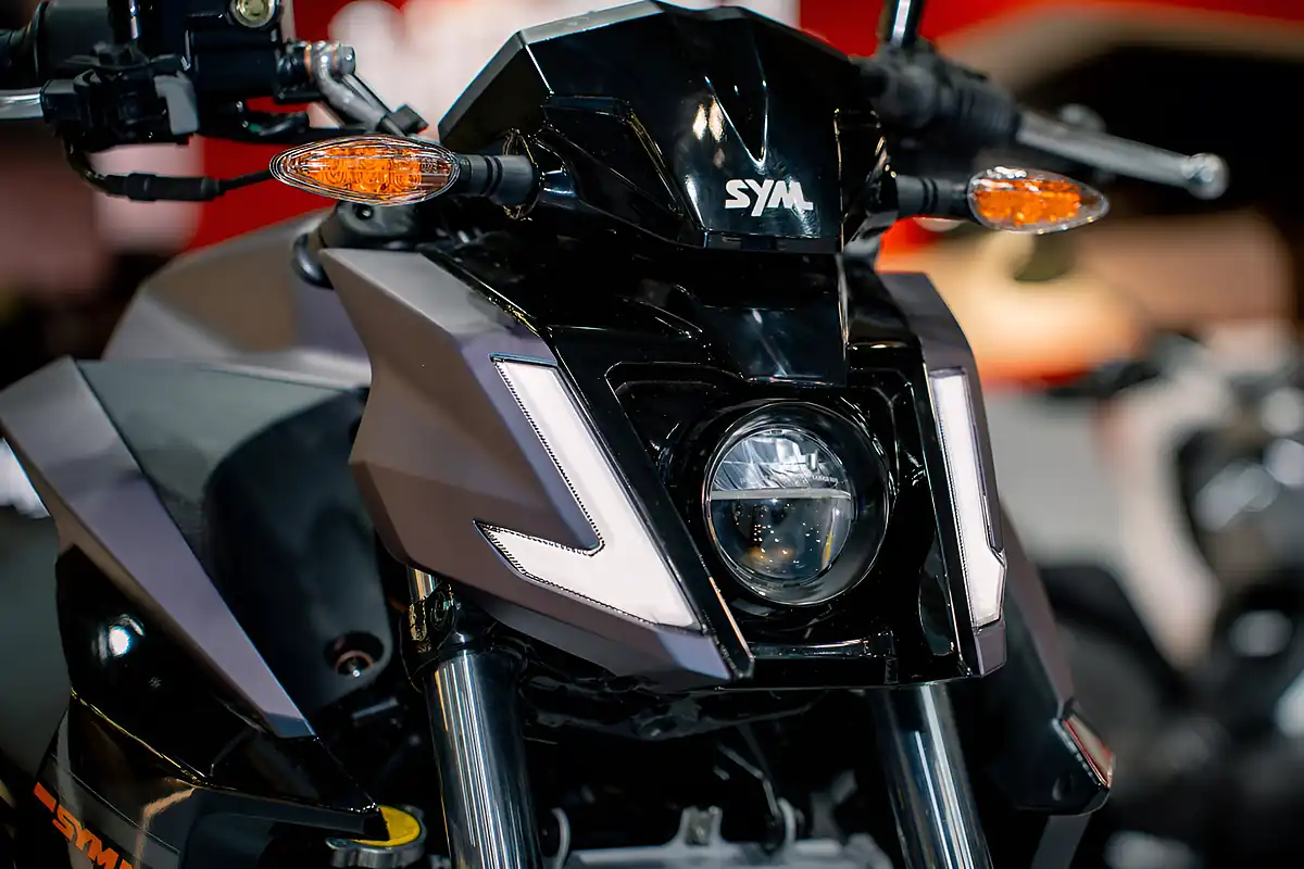 Used 2026 Sym Nhx Blue - Interior and Exterior details 6