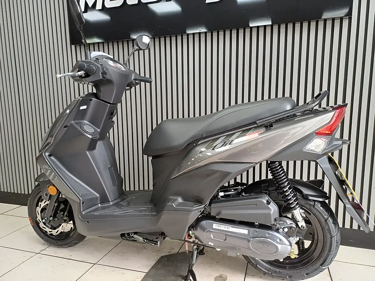 Used 2026 Sym Orbit Iii Grey - Interior and Exterior details 3