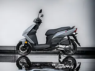 Used 2026 Sym Orbit Iii Matt Black Matt Black - Interior and Exterior details 12