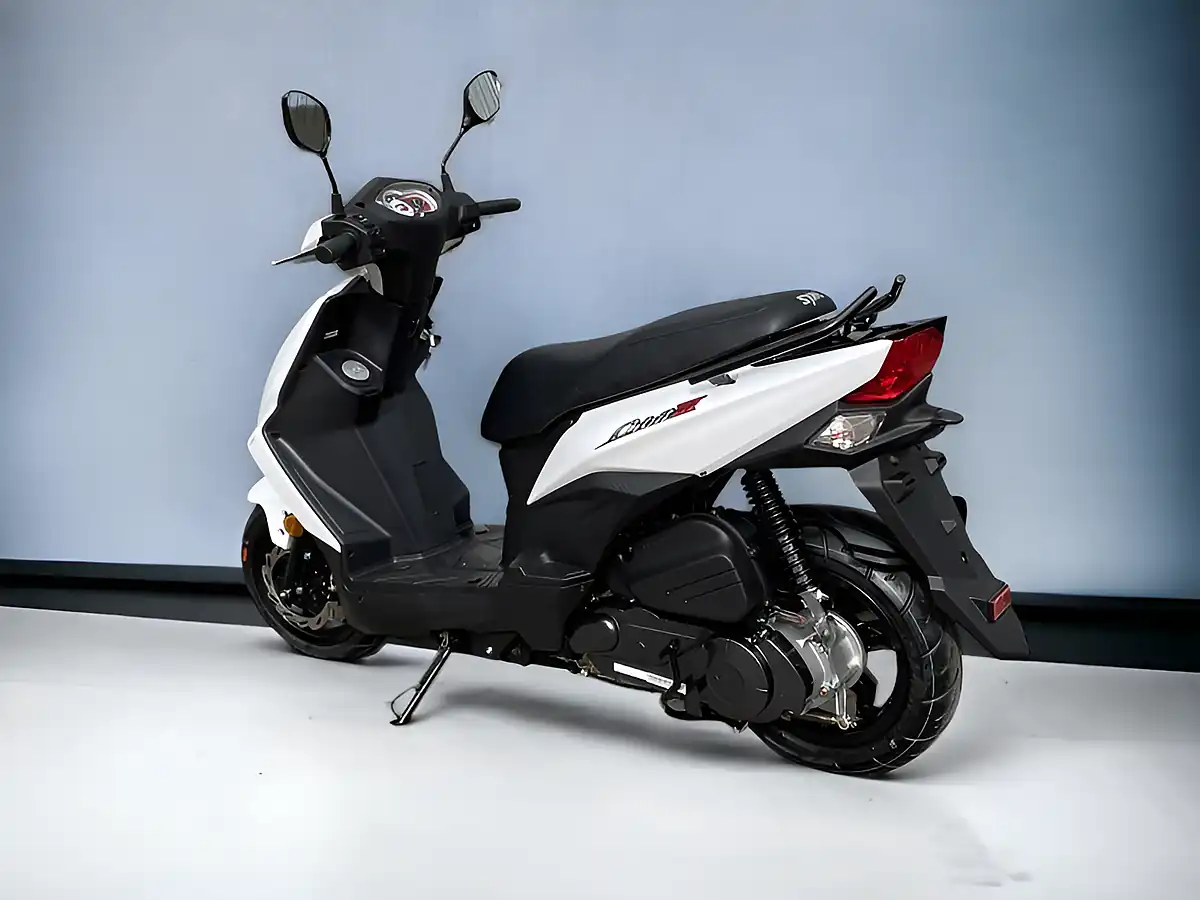 Used 2026 Sym Orbit Iii Matt Black Matt Black - Interior and Exterior details 4
