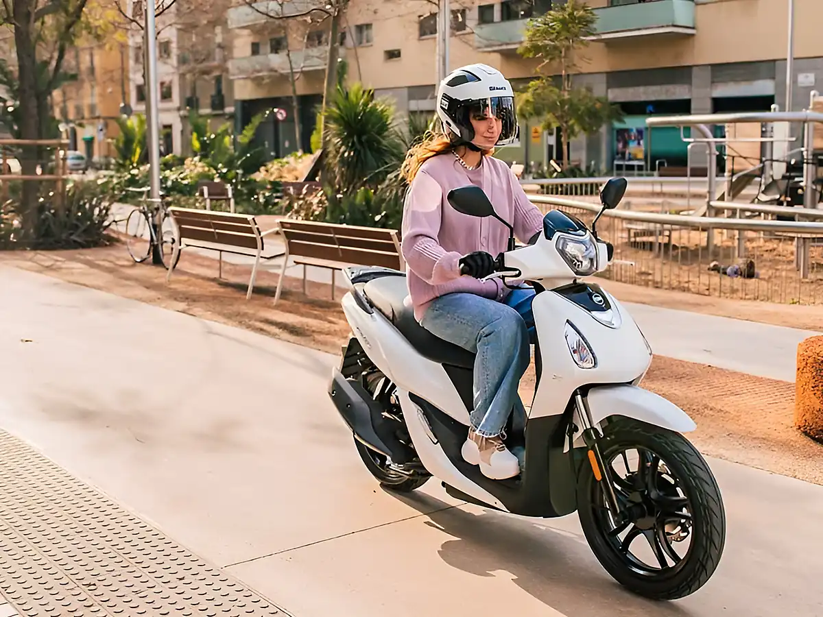 Used 2026 Sym Symphony Blue - Interior and Exterior details 6