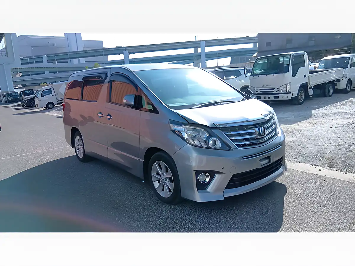 Used 2026 Toyota Alphard 240S Welcab Side Lift Up SEAT Silver Metallic - Front View