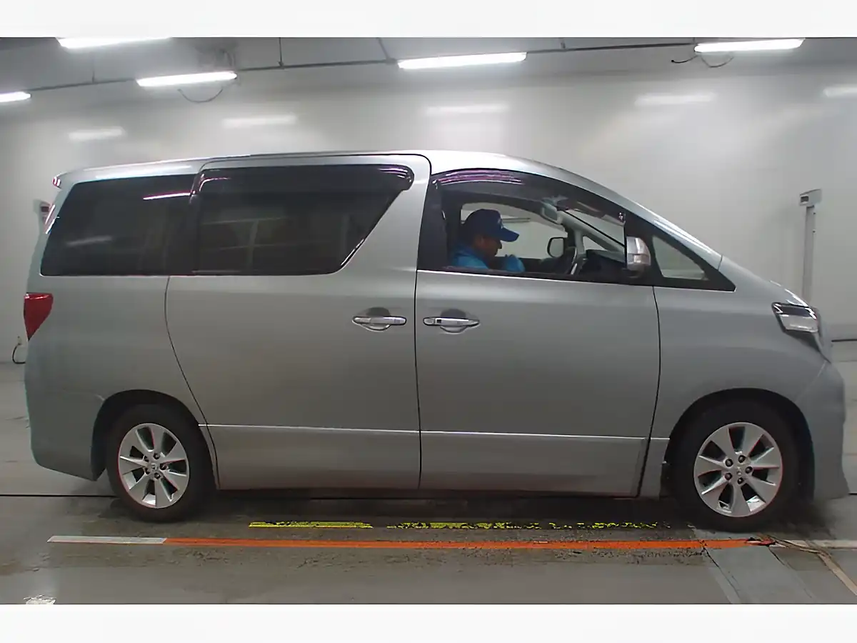 Used 2026 Toyota Alphard 240S Welcab Side Lift Up SEAT Silver Metallic - Interior and Exterior details 19