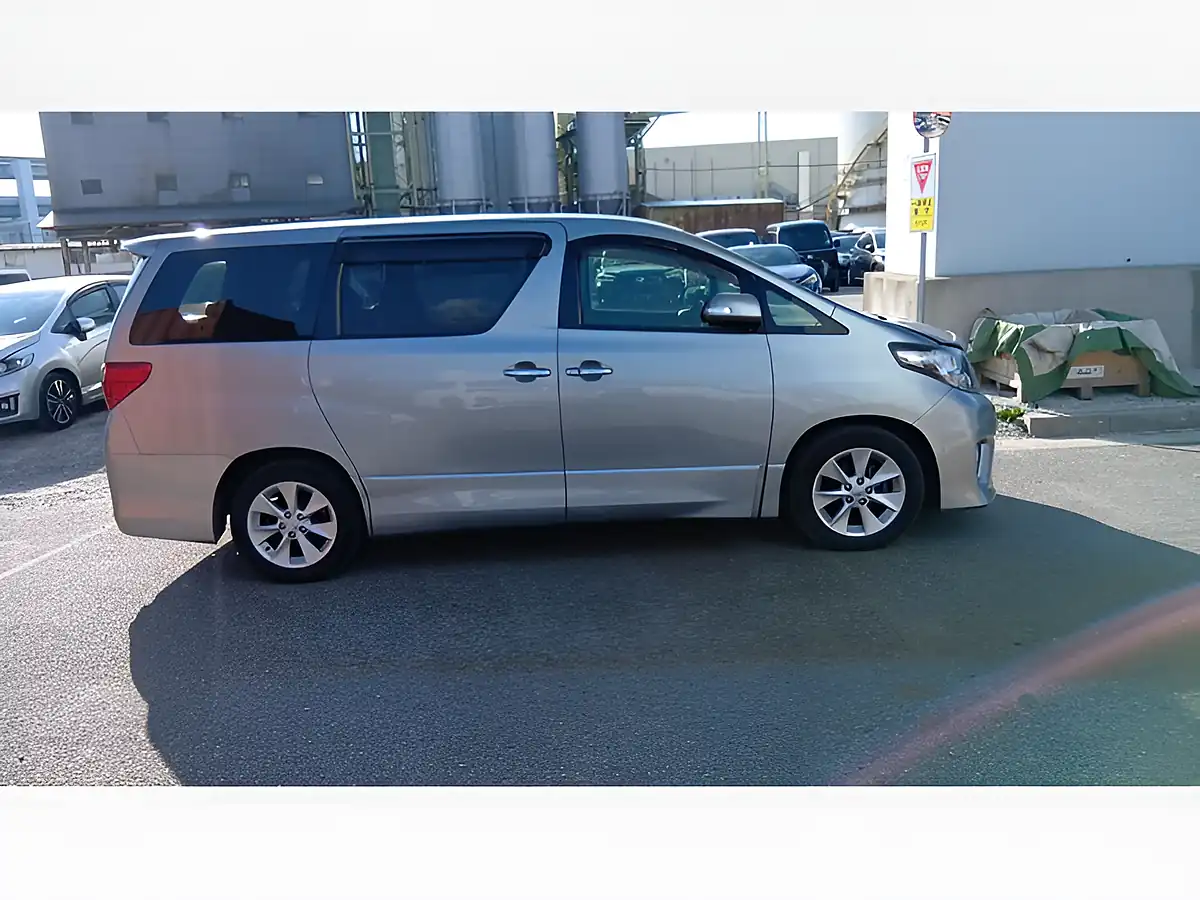 Used 2026 Toyota Alphard 240S Welcab Side Lift Up SEAT Silver Metallic - Interior and Exterior details 5