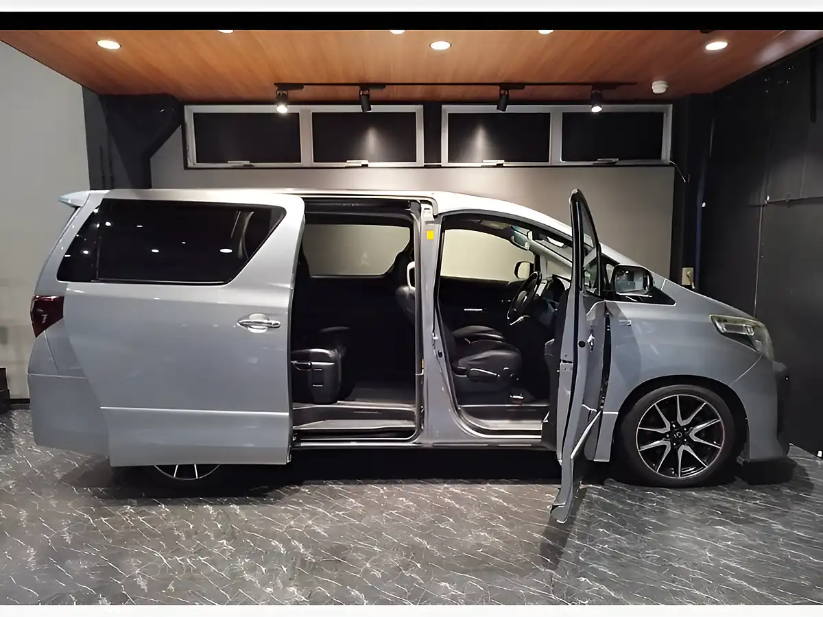 Used 2026 Toyota Alphard Gs G Sport By Gazoo Racing Silver - Interior and Exterior details 6