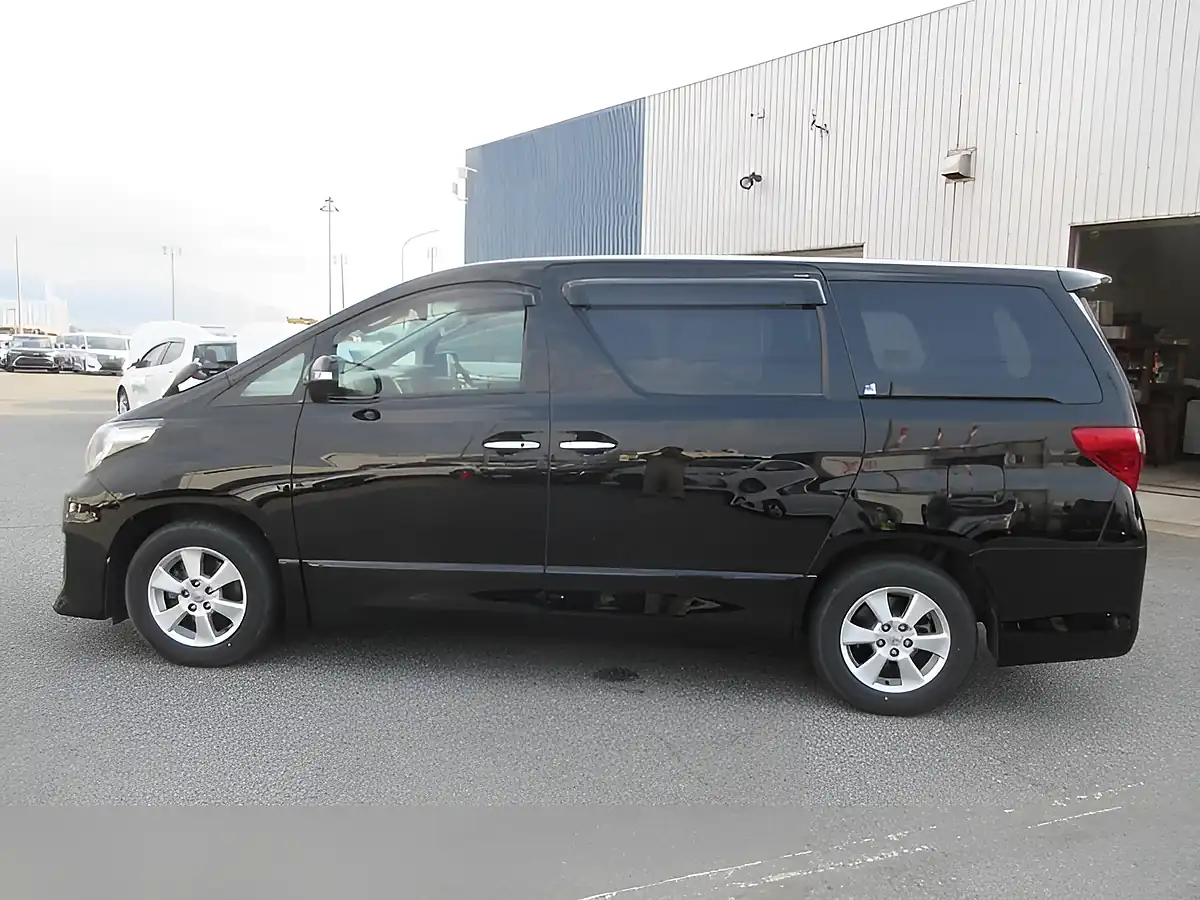 Used 2026 Toyota Alphard Sc Package Black - Interior and Exterior details 8