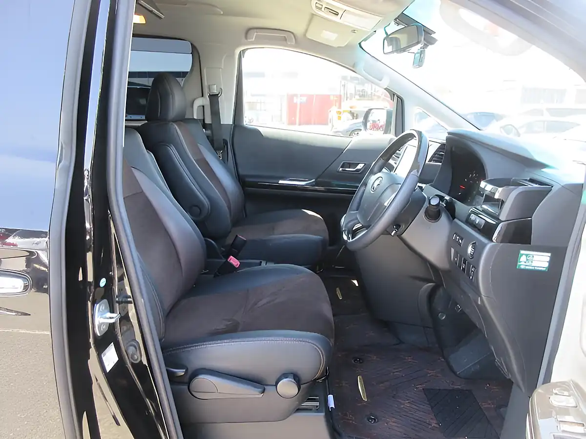 Used 2026 Toyota Alphard Type Gold Black - Interior and Exterior details 10