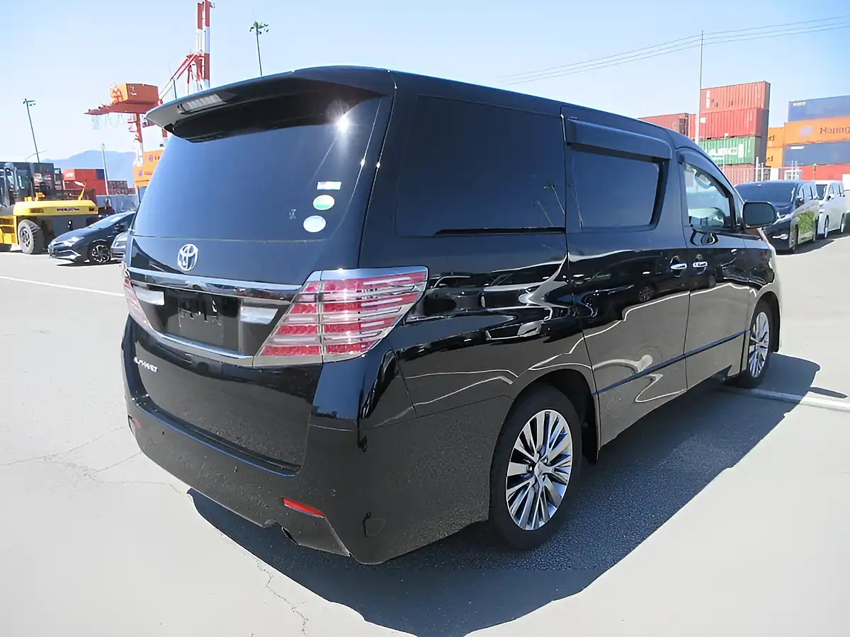 Used 2026 Toyota Alphard Type Gold Black - Interior and Exterior details 4