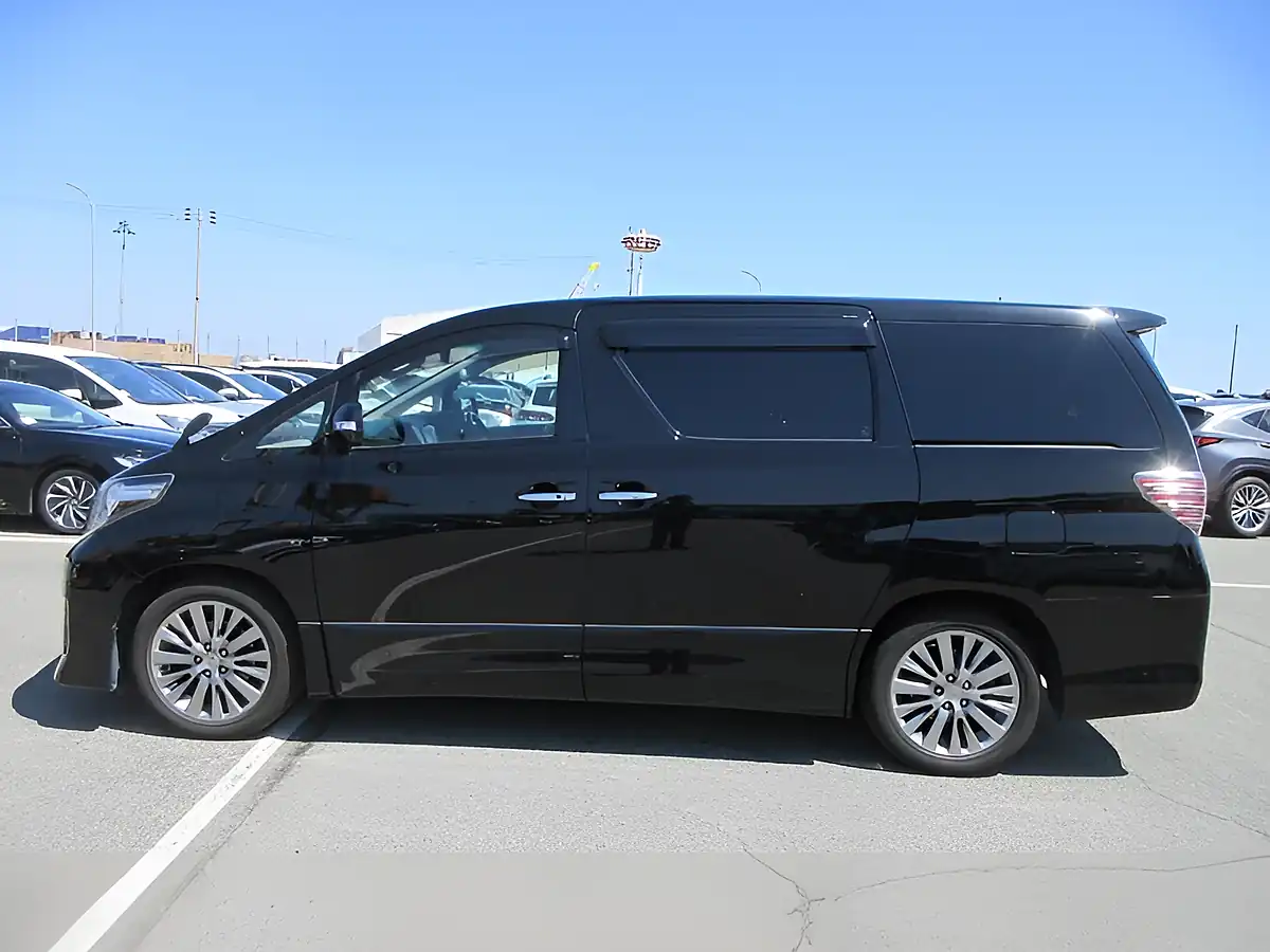 Used 2026 Toyota Alphard Type Gold Black - Interior and Exterior details 6