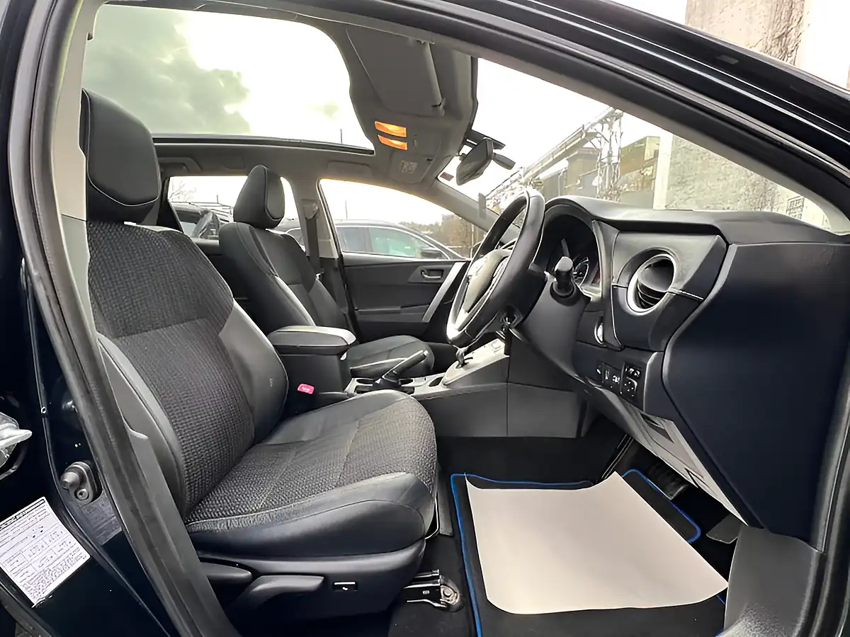 Used 2026 Toyota Auris Excel Grey - Interior and Exterior details 13