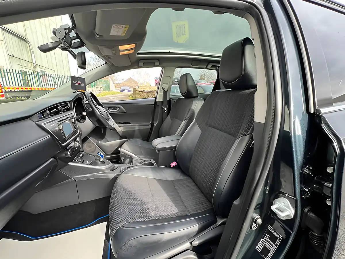 Used 2026 Toyota Auris Excel Grey - Interior and Exterior details 18