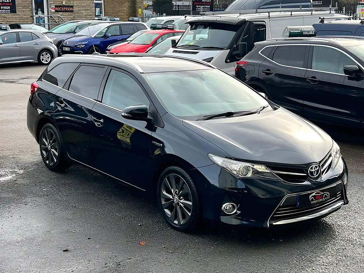 Used 2026 Toyota Auris Excel Grey - Interior and Exterior details 3