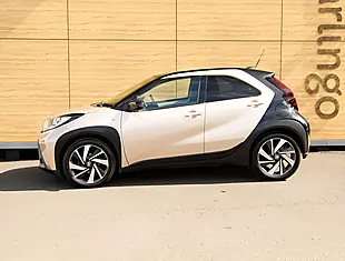 Used 2026 Toyota Aygo X Edge Beige - Interior and Exterior details 9
