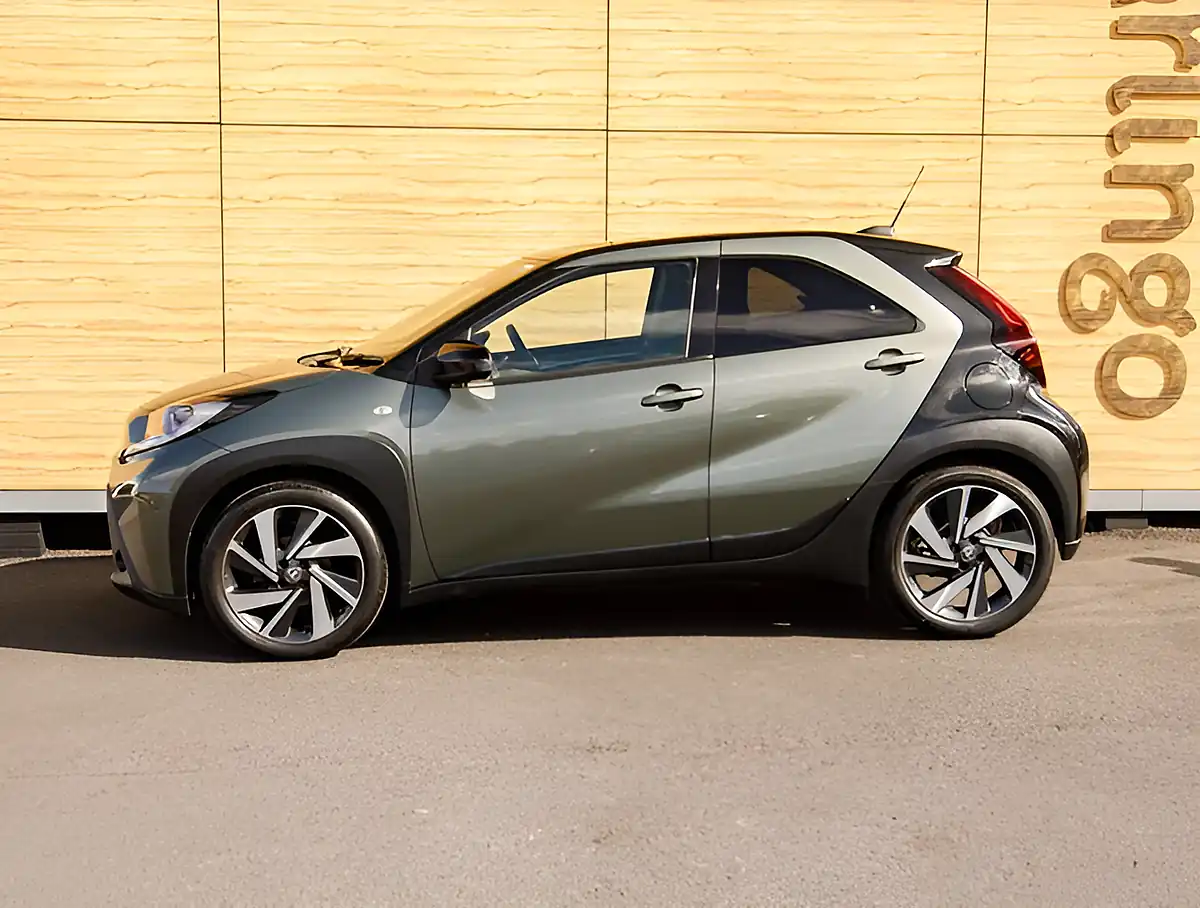 Used 2026 Toyota Aygo X Edge Green - Interior and Exterior details 9