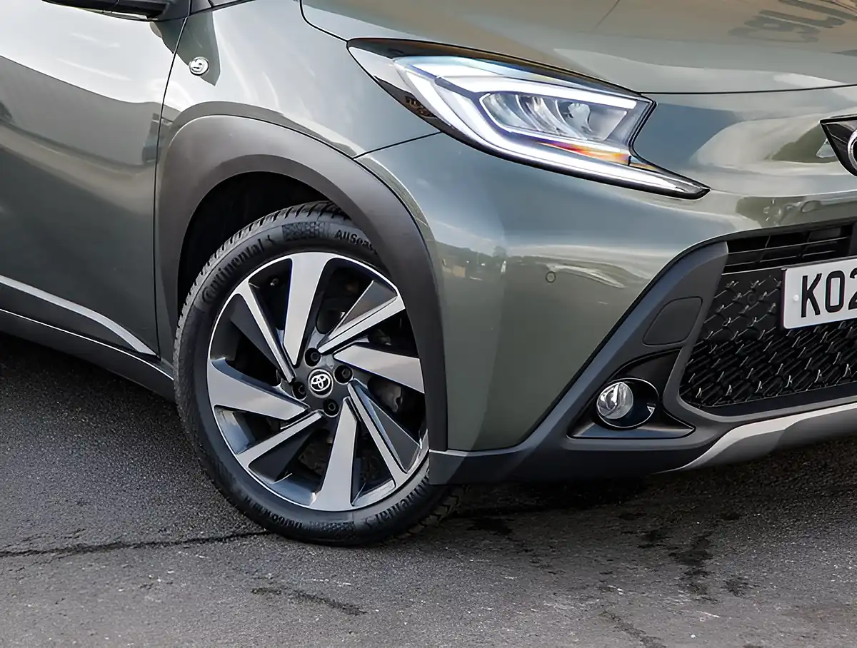 Used 2026 Toyota Aygo X Exclusive Green - Interior and Exterior details 10