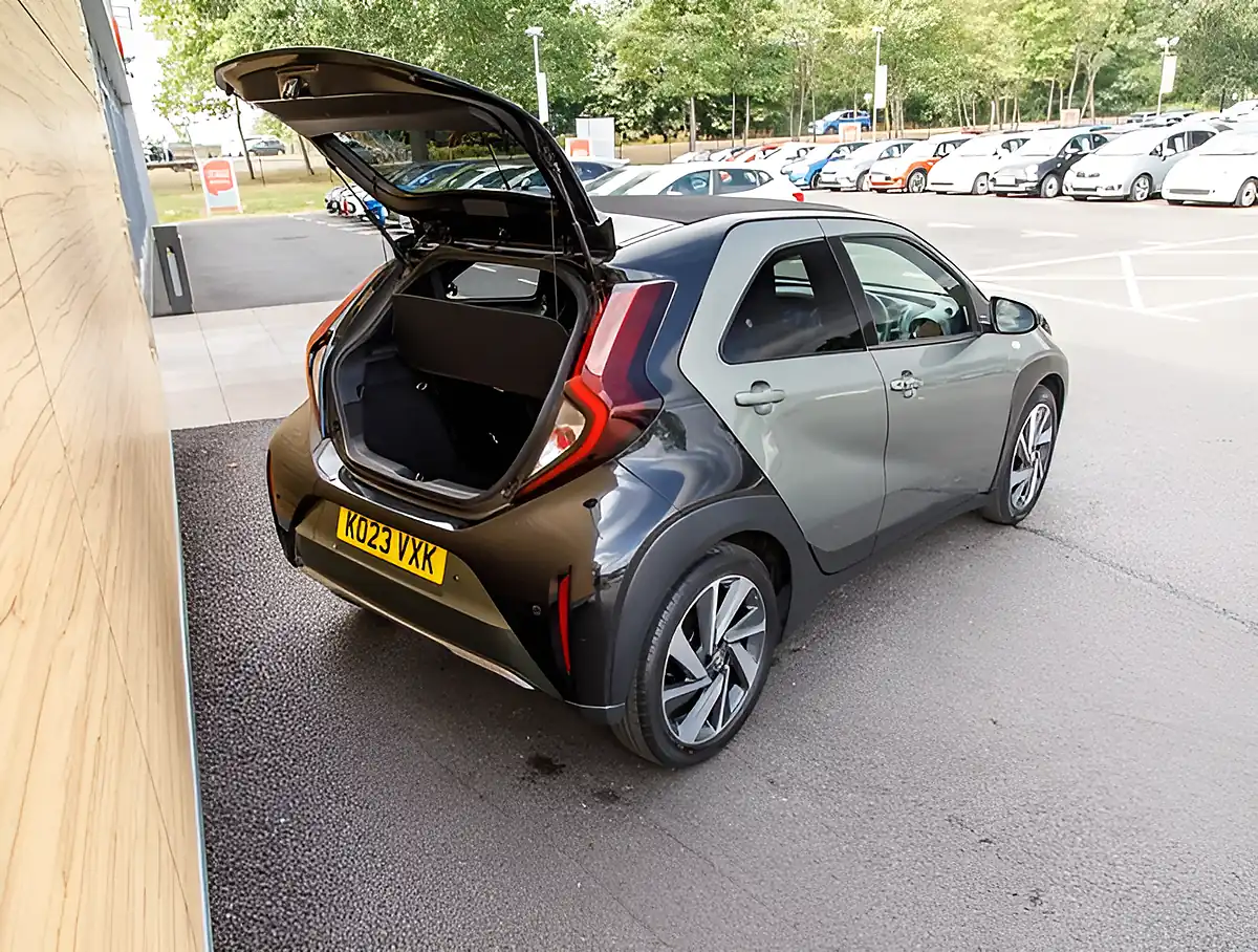Used 2026 Toyota Aygo X Exclusive Green - Interior and Exterior details 20