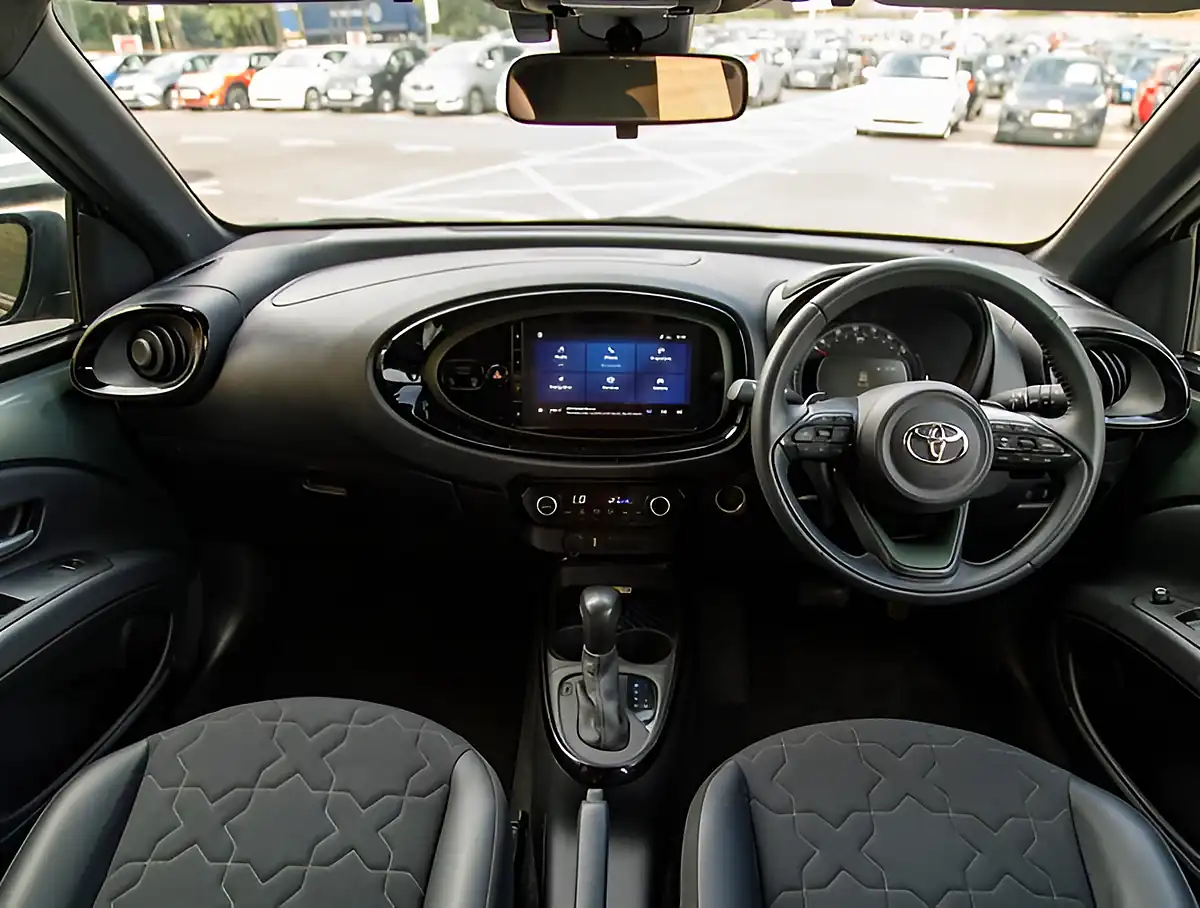 Used 2026 Toyota Aygo X Exclusive Green - Interior and Exterior details 3