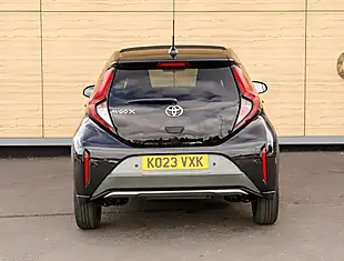 Used 2026 Toyota Aygo X Exclusive Green - Interior and Exterior details 6