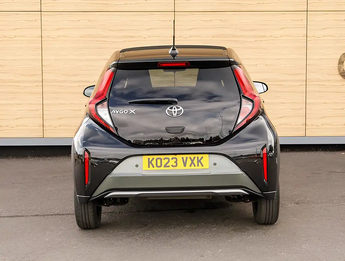 Used 2026 Toyota Aygo X Exclusive Green - Interior and Exterior details 6