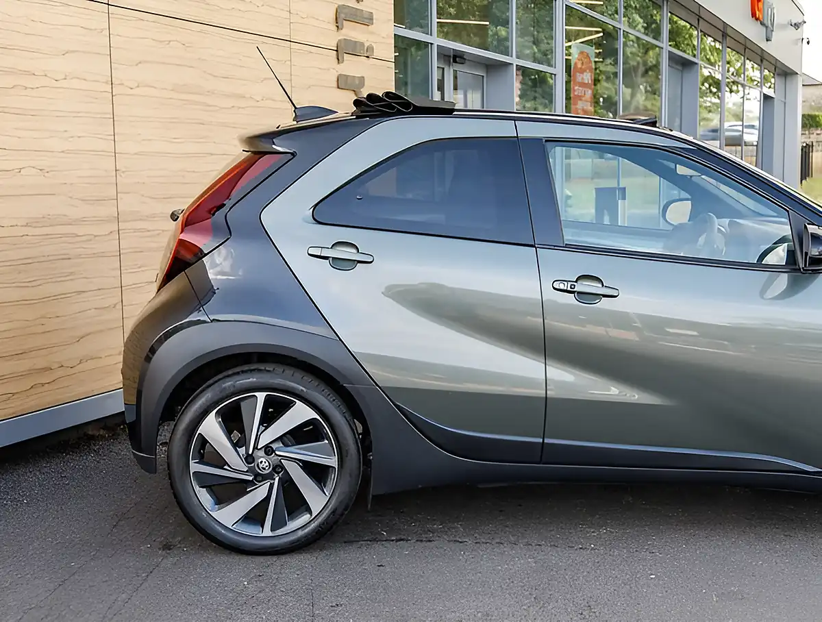 Used 2026 Toyota Aygo X Exclusive Green - Interior and Exterior details 7