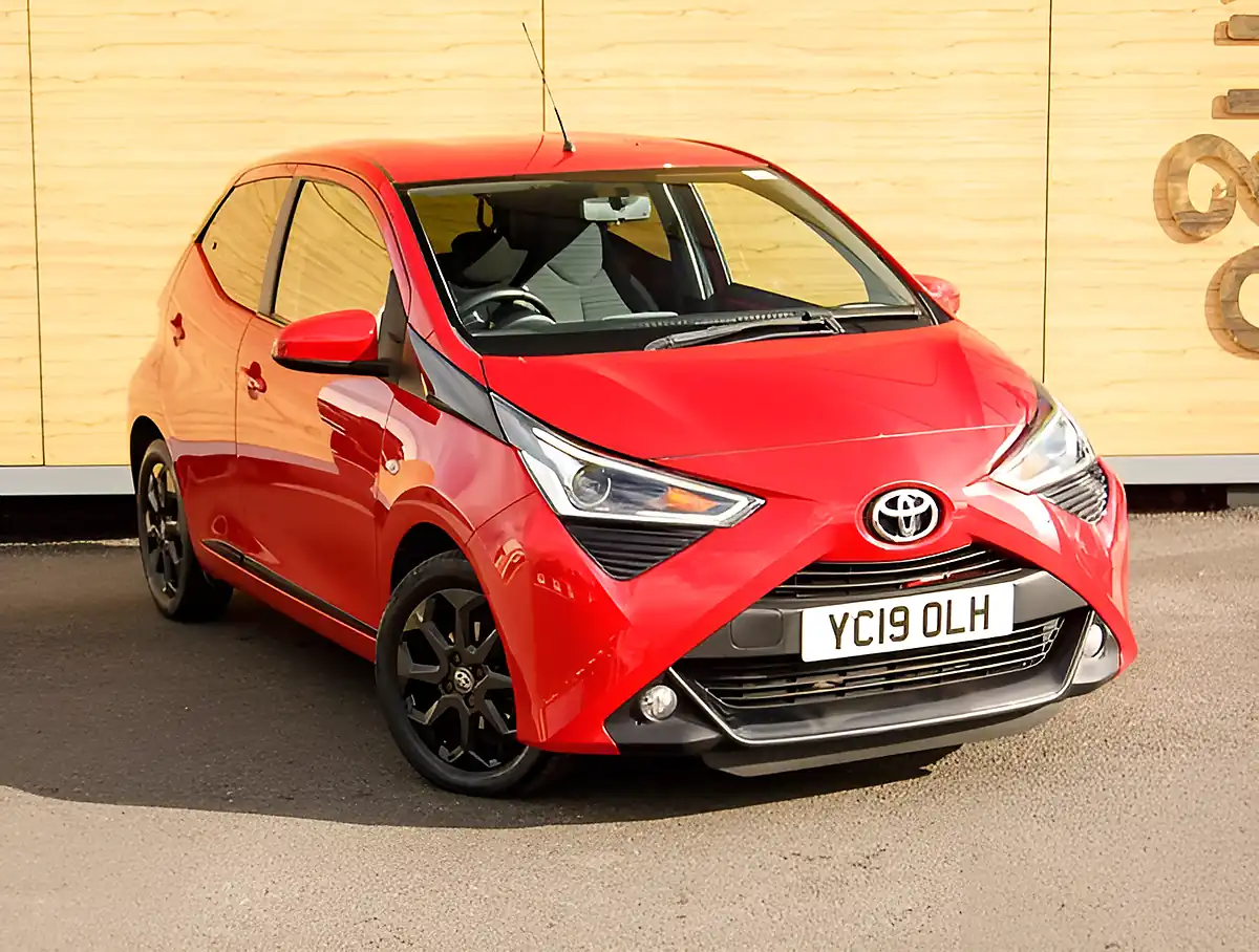 Used 2026 Toyota Aygo X-Trend Red - Front View