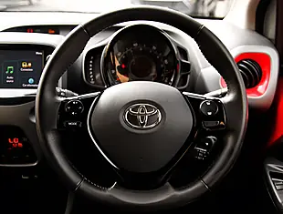 Used 2026 Toyota Aygo X-Trend Red - Interior and Exterior details 12