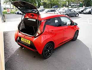 Used 2026 Toyota Aygo X-Trend Red - Interior and Exterior details 20