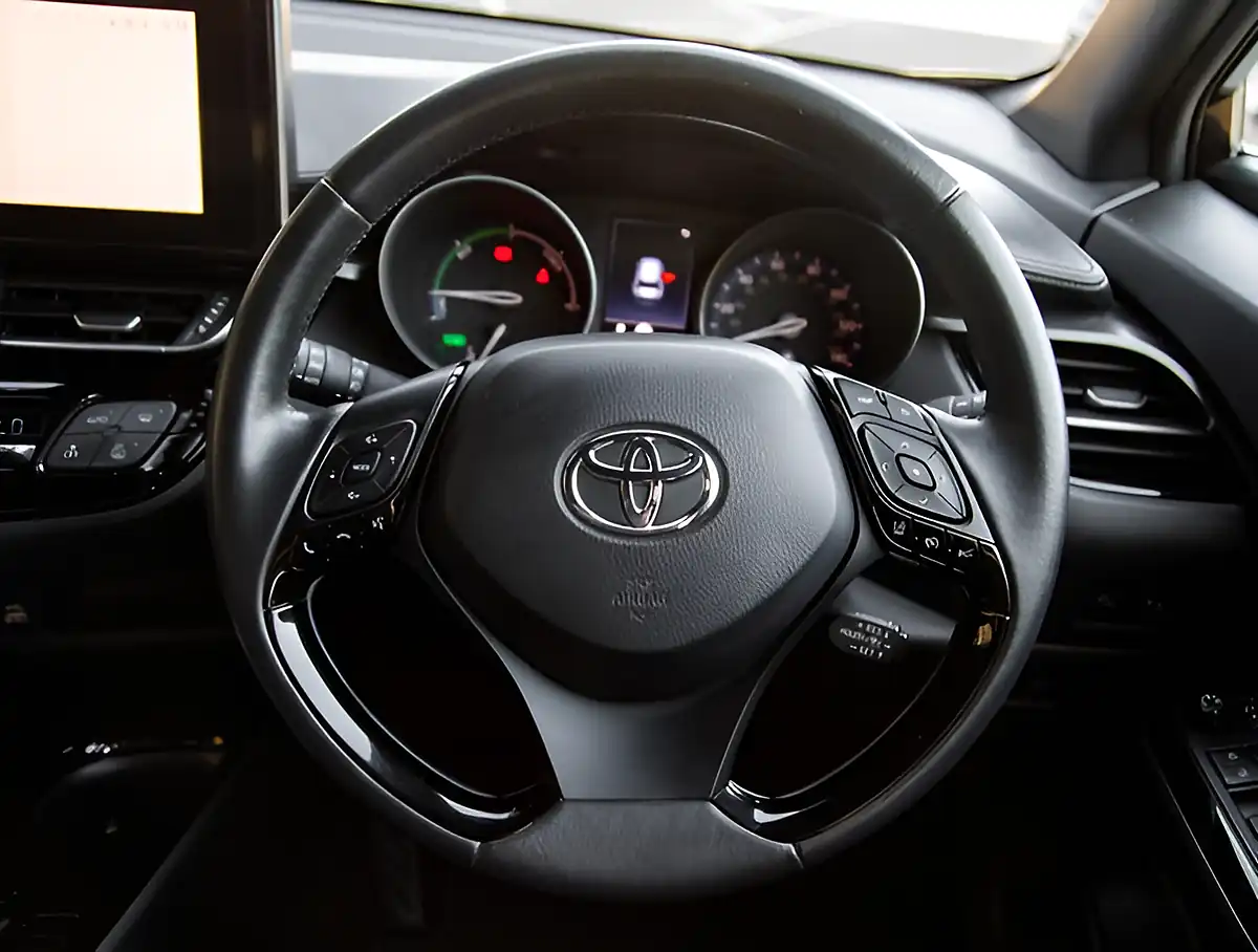 Used 2026 Toyota C-Hr Design Black - Interior and Exterior details 12