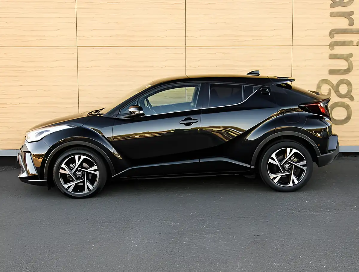Used 2026 Toyota C-Hr Design Black - Interior and Exterior details 9